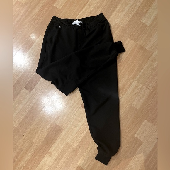 figs scrubs - Picture 2 of 2